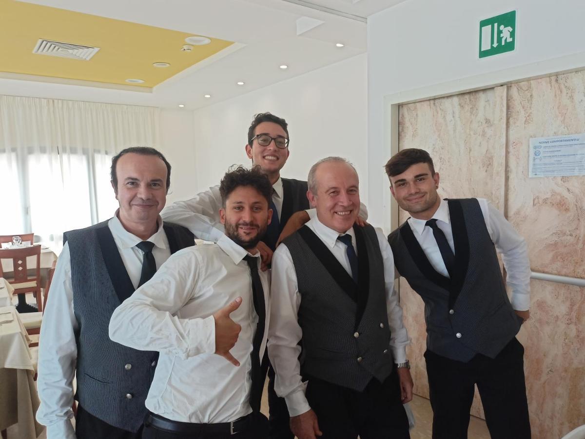 Hotel Ascot Riccione Ngoại thất bức ảnh