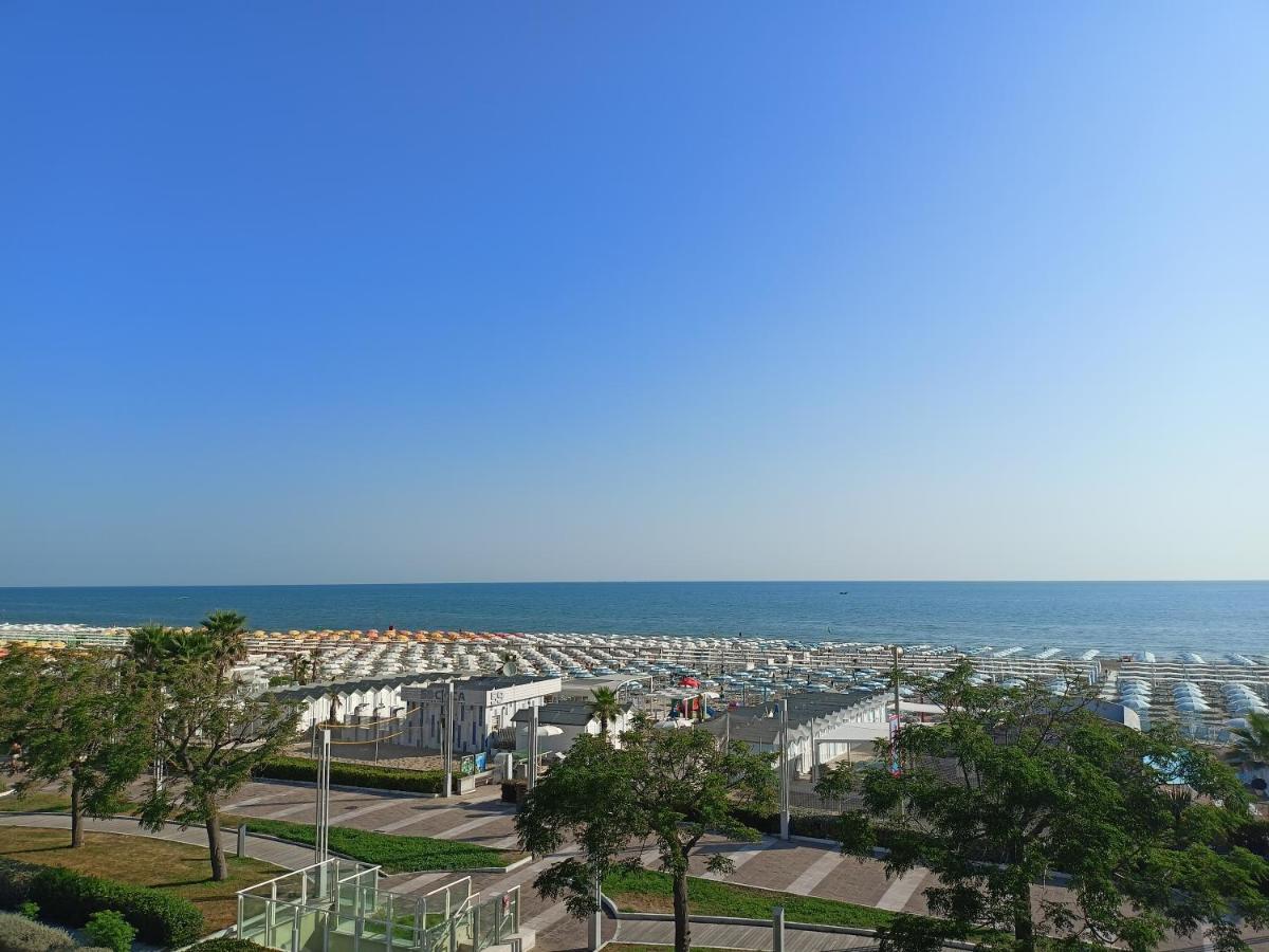 Hotel Ascot Riccione Ngoại thất bức ảnh